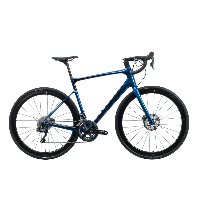 Giant Defy Advanced Pro 1 Di2 Road Bike - 2021, Med/Large