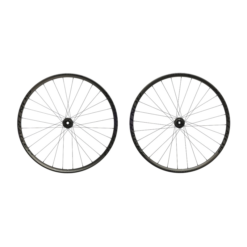 Bontrager Kovee Elite 23 Carbon Tubeless 29 Wheelset